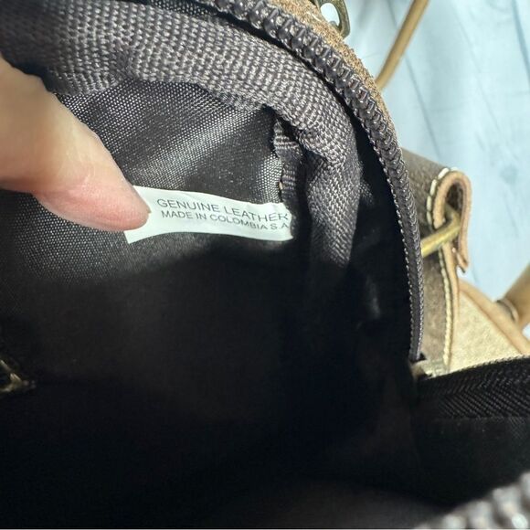 NEW Claire Chase brown distressed leather multi compartment crossbody man bag - Picture 10 of 13